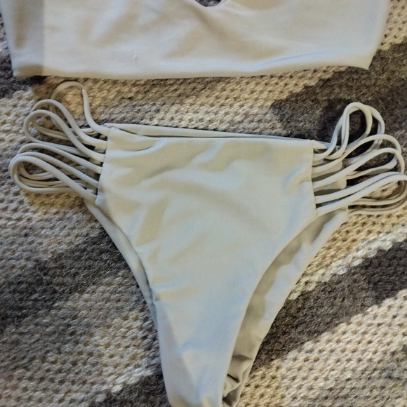 Mikoh Bikini In Stone - Picture 2 of 4
